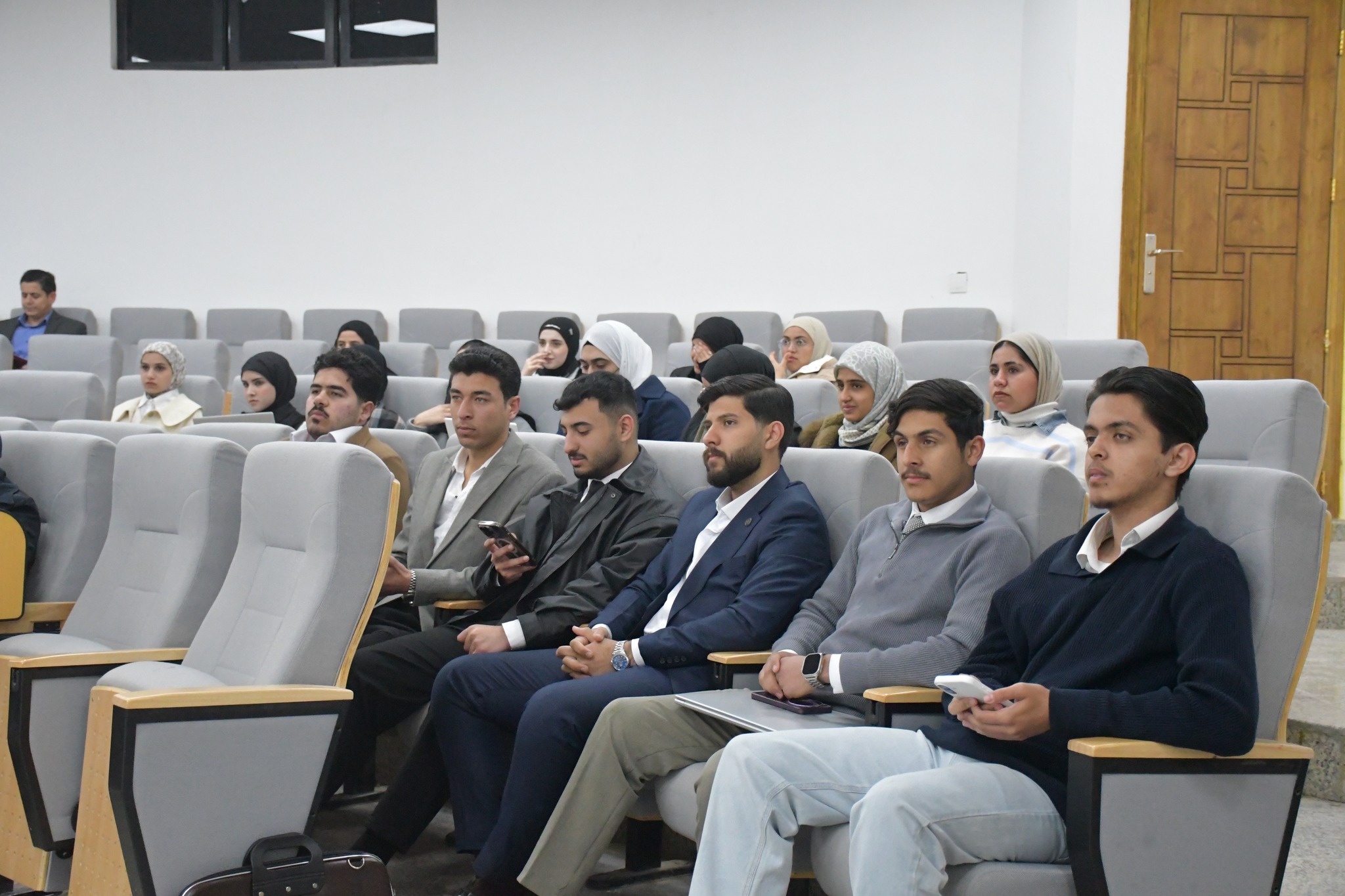 Scientific Seminar for First-Year Student
