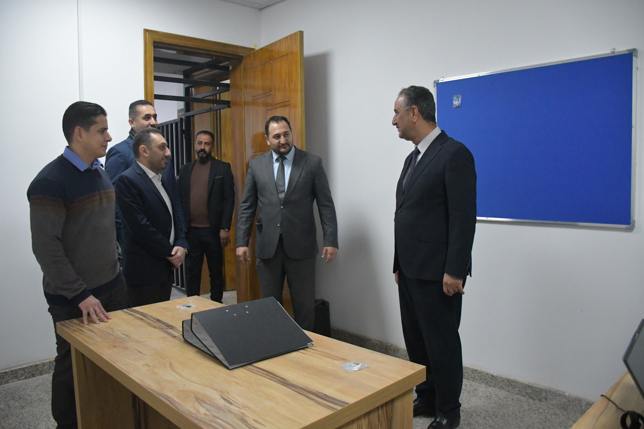 The Dean of the College of lnformation Technology supervises the examination 
