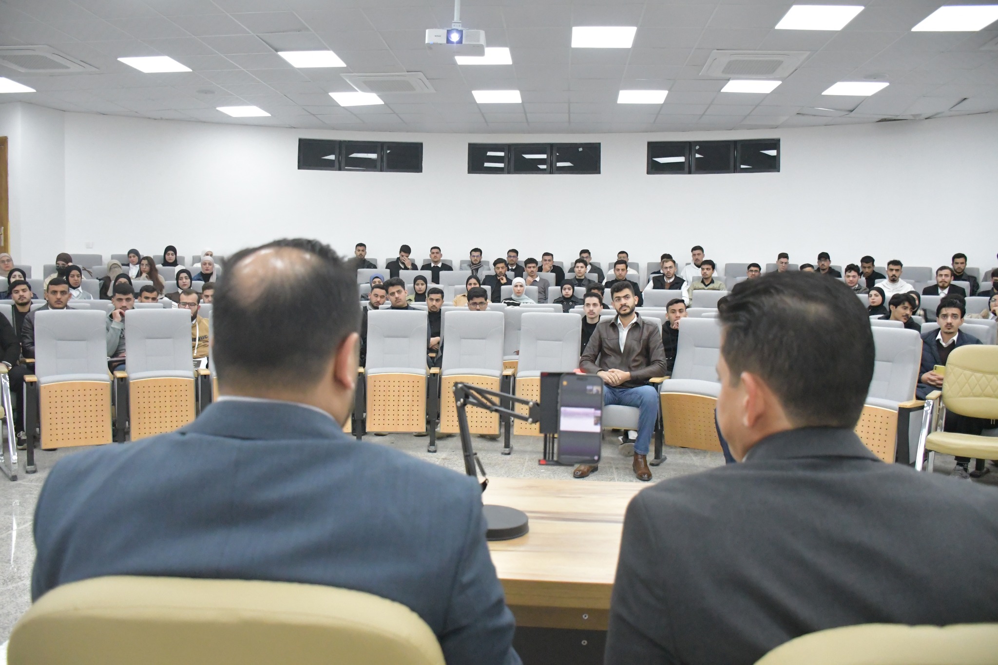 An lnternational Seminar During Entrepreneurship Week 